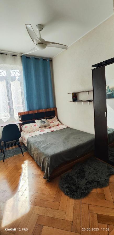 Old Town Cozy Flat Διαμέρισμα Μπρασόβ Δωμάτιο φωτογραφία